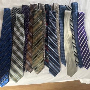 Bundle of mens ties